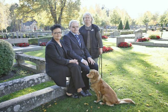 Fondkistan med Kristina Lundström, Tord Högman och Irene Thunberg hjälper människor i sorg.