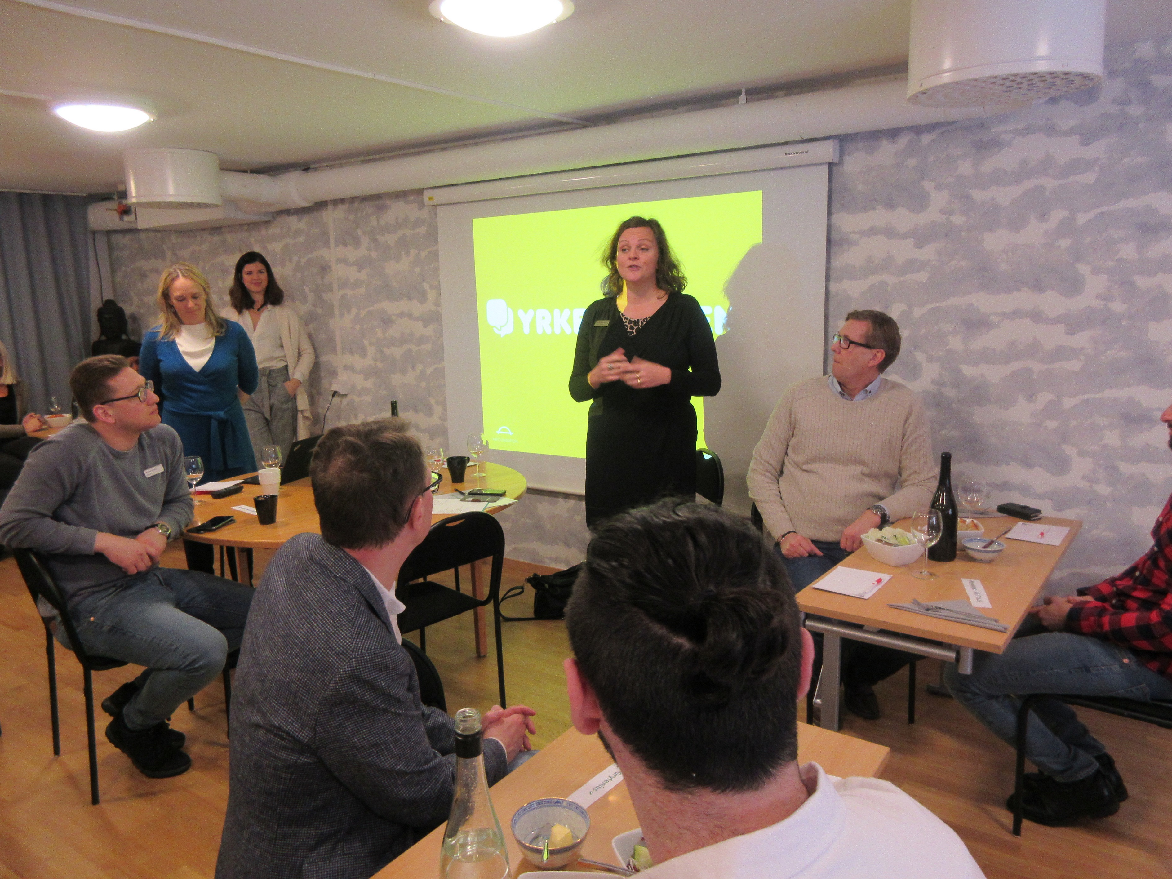 Speed dating fr snabbare integration. 1/2, 2018 kl. 15:31. Fretagarna i Buggkurs p n, Hedesunda - Instllt pga coronapandemin Fortsttningskurs v. Speed dating fr snabbare integration - Gestrike Magasinet